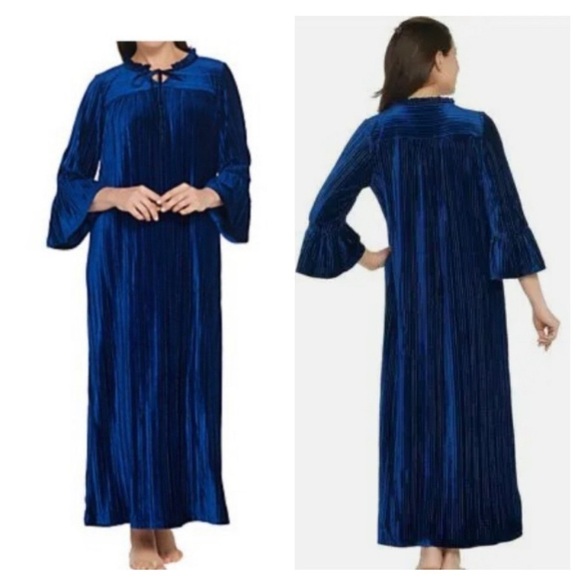 Bob Mackie Dresses & Skirts - Bob Mackie Blue Velvet Boho Bell Sleeve Dress Sz Medium
